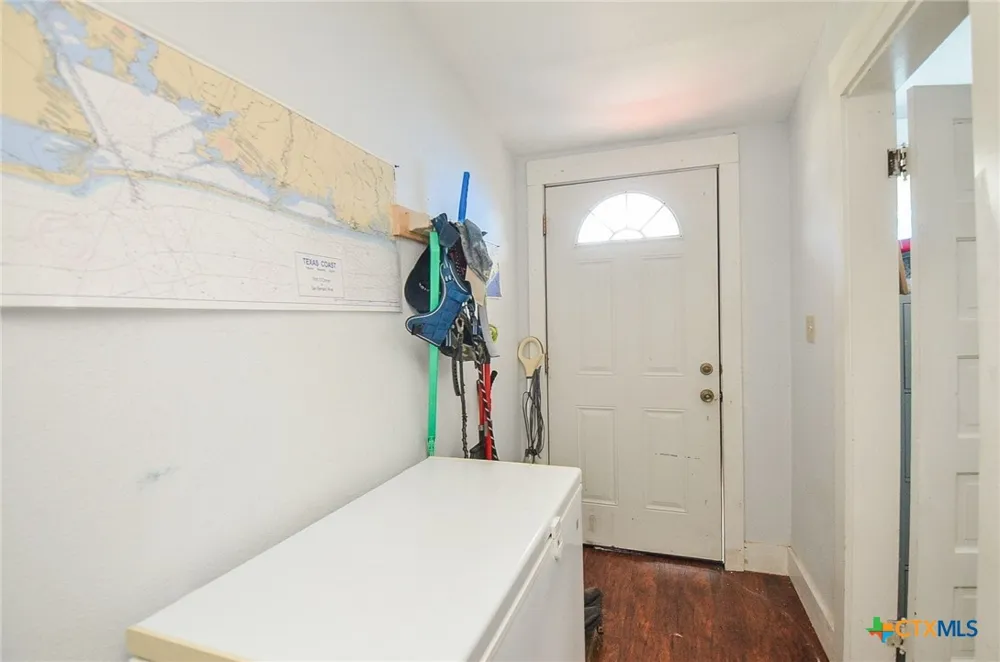 205 Main Street Palacios, TX 77465