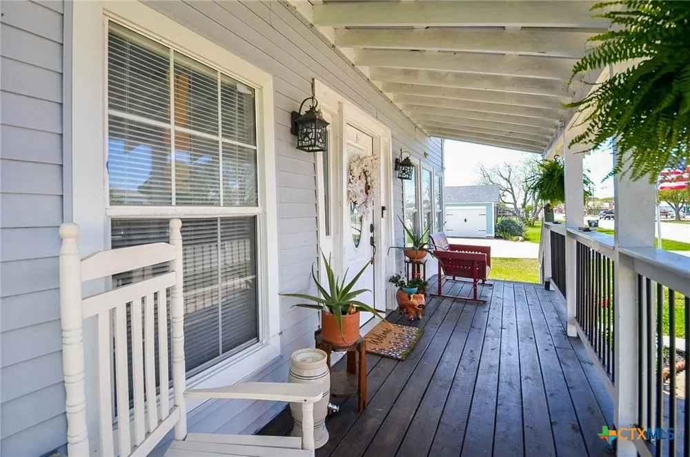 205 Main Street Palacios, TX 77465