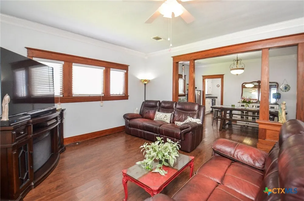 205 Main Street Palacios, TX 77465