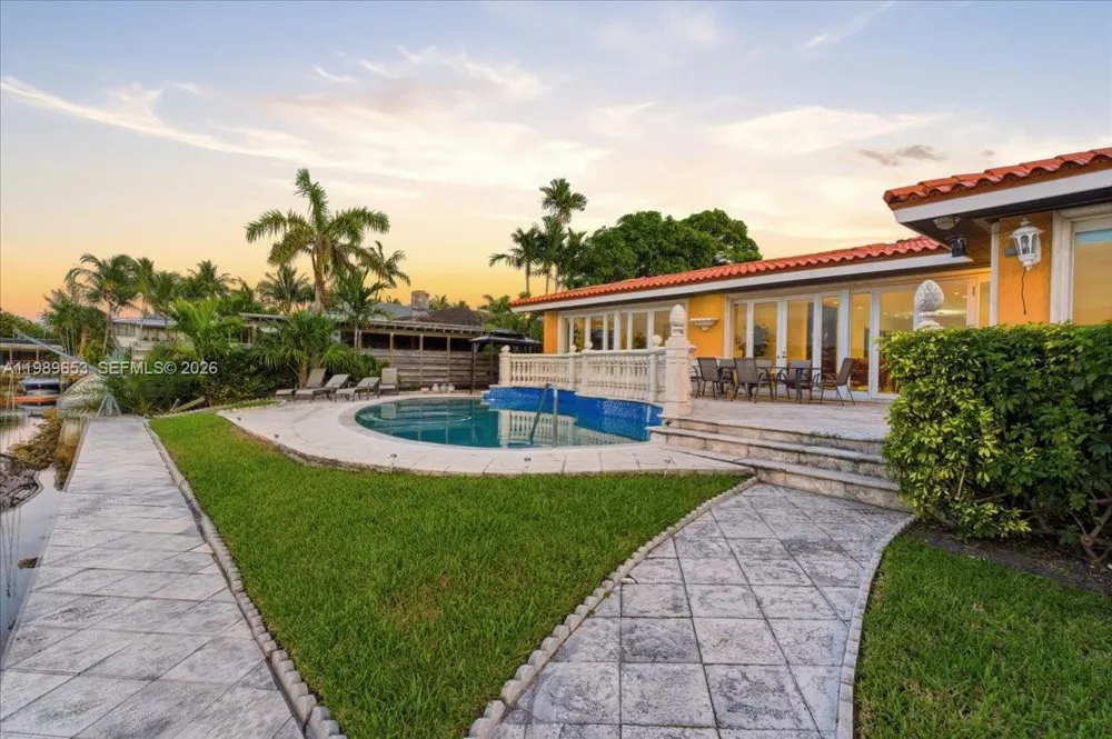 1249 Biscaya Dr Surfside, FL 33154