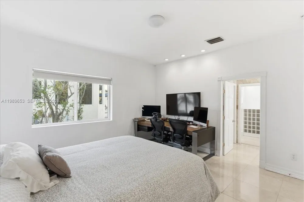 1249 Biscaya Dr Surfside, FL 33154