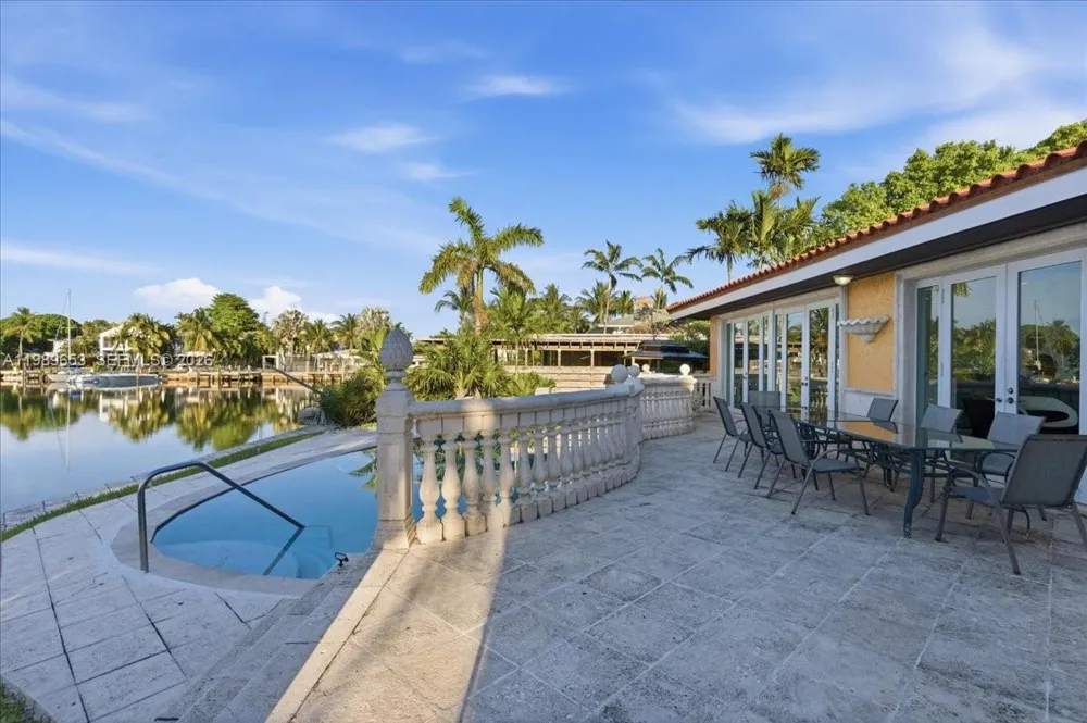 1249 Biscaya Dr Surfside, FL 33154