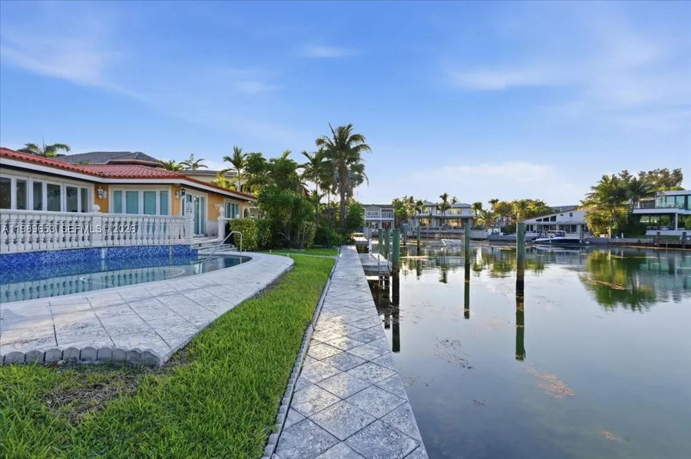 1249 Biscaya Dr Surfside, FL 33154