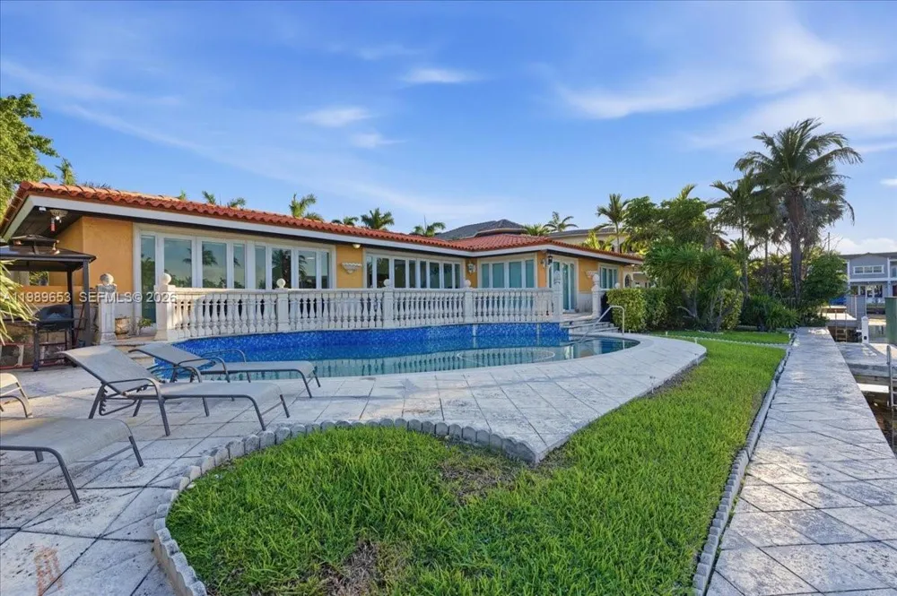 1249 Biscaya Dr Surfside, FL 33154