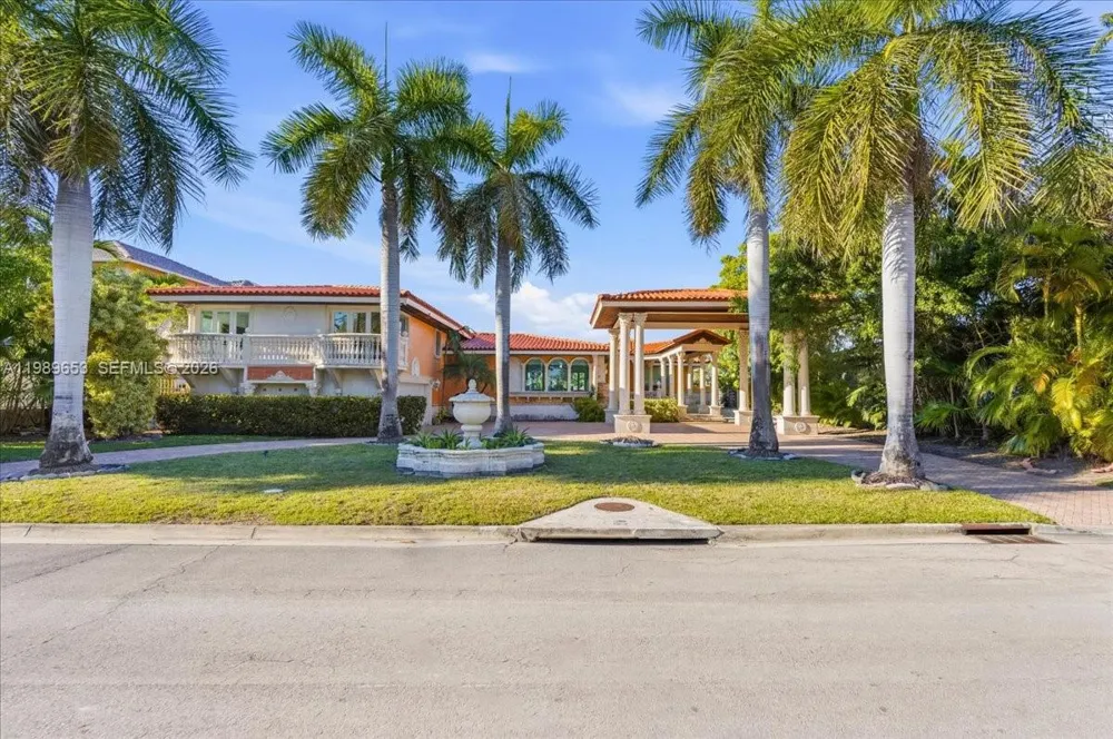 1249 Biscaya Dr Surfside, FL 33154