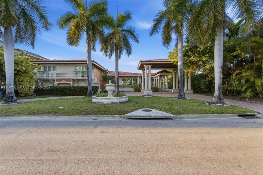 1249 Biscaya Dr Surfside, FL 33154