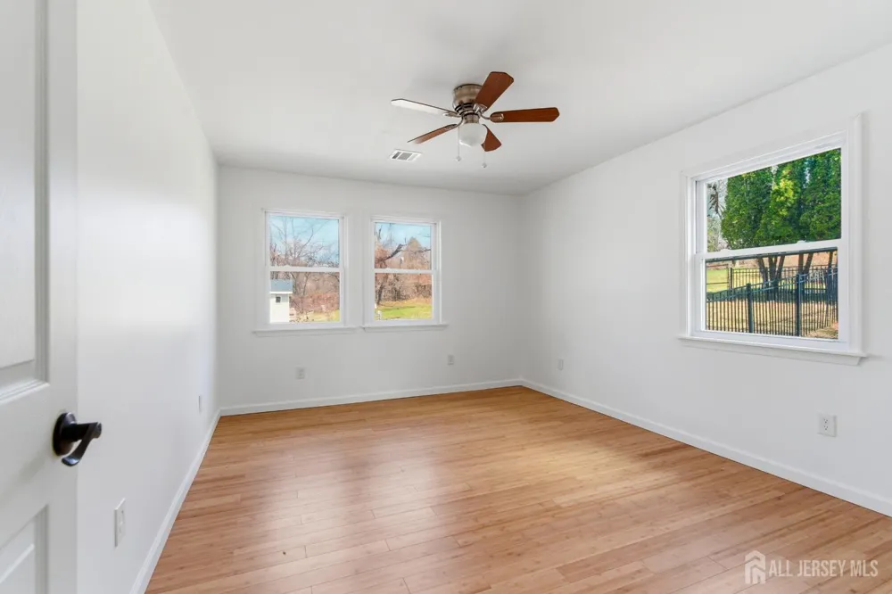 2 Rossi Drive Clinton Town, NJ 08809
