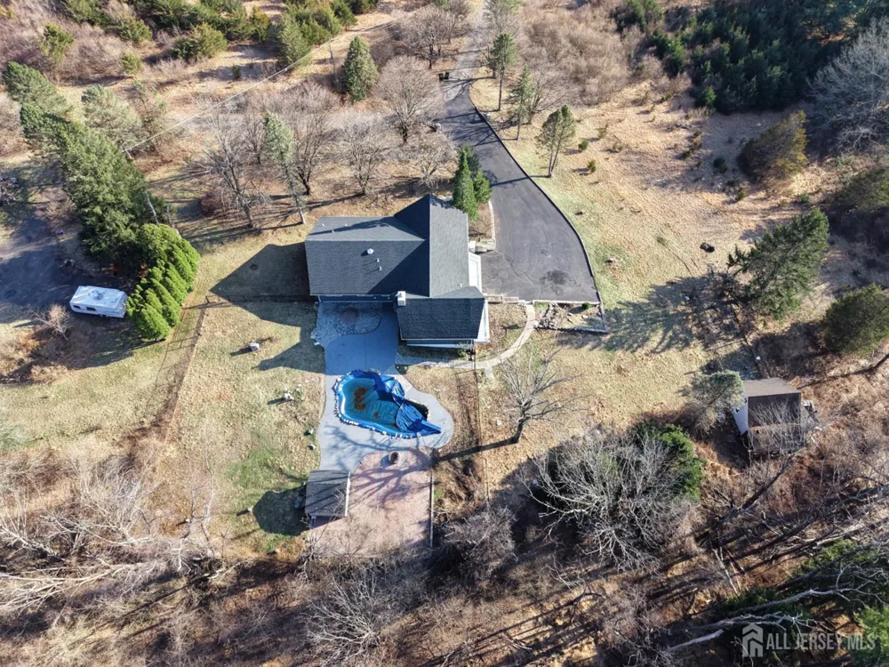 2 Rossi Drive Clinton Town, NJ 08809