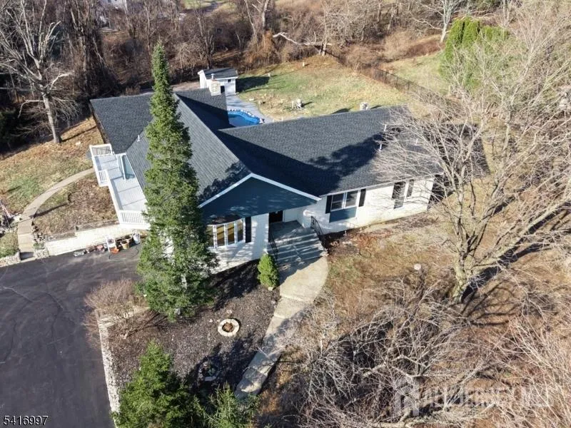 2 Rossi Drive Clinton Town, NJ 08809