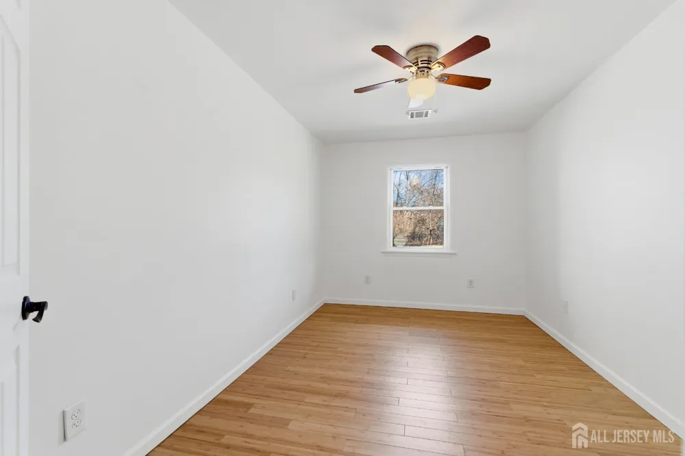 2 Rossi Drive Clinton Town, NJ 08809