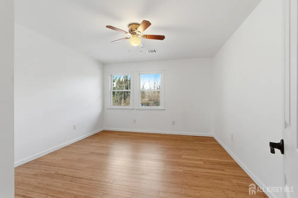 2 Rossi Drive Clinton Town, NJ 08809