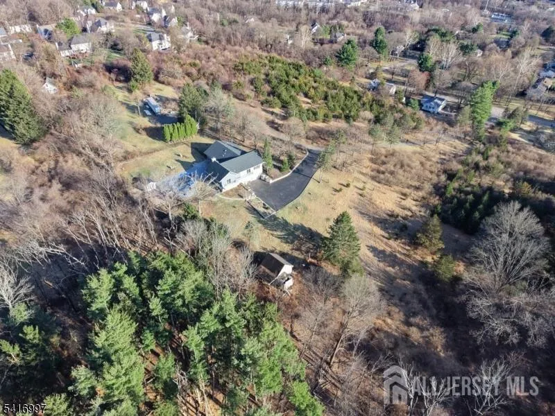 2 Rossi Drive Clinton Town, NJ 08809