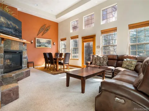 509 Red Quill Way
