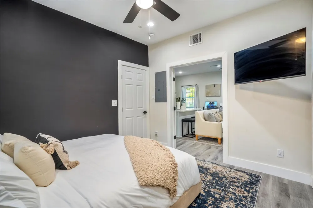 5 Estelle Street #1 Houston, TX 77003
