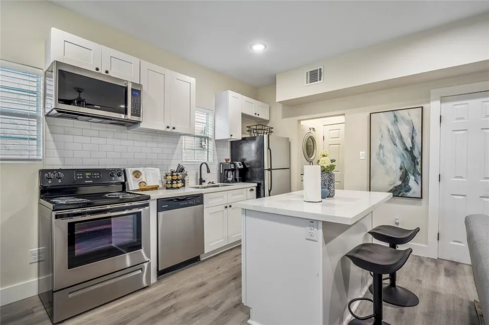 5 Estelle Street #1 Houston, TX 77003