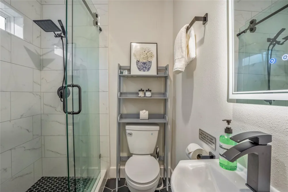 5 Estelle Street #1 Houston, TX 77003