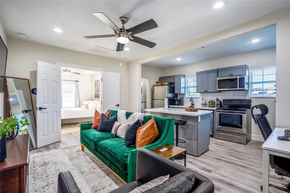 5 Estelle Street #1 Houston, TX 77003