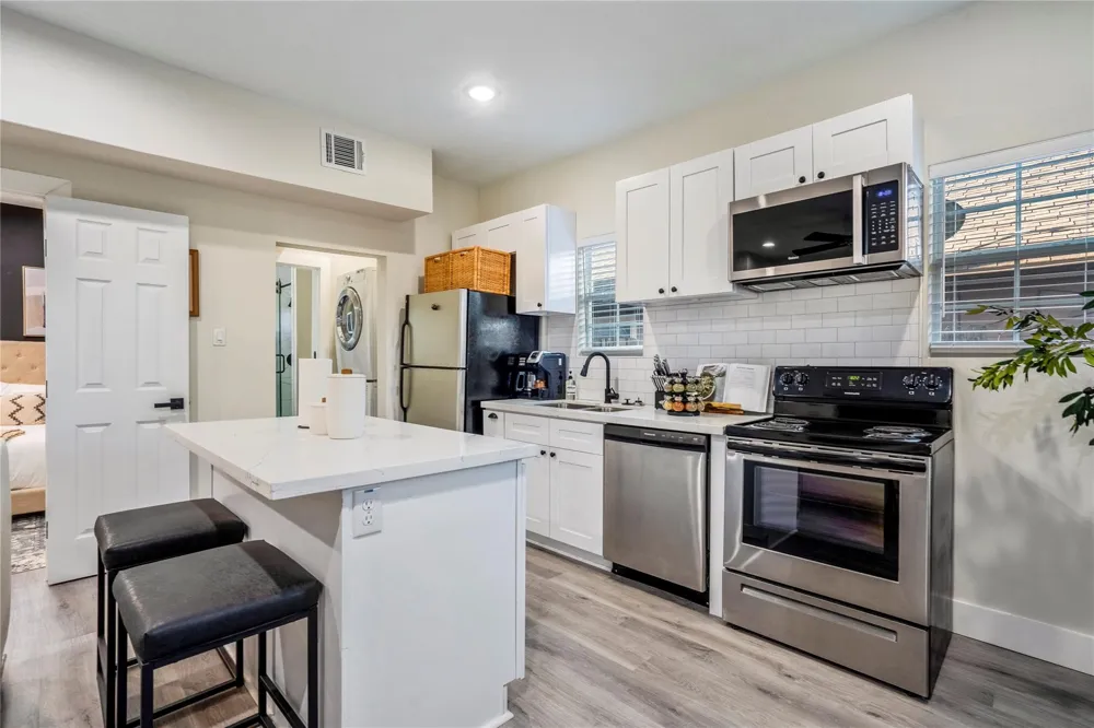 5 Estelle Street #1 Houston, TX 77003