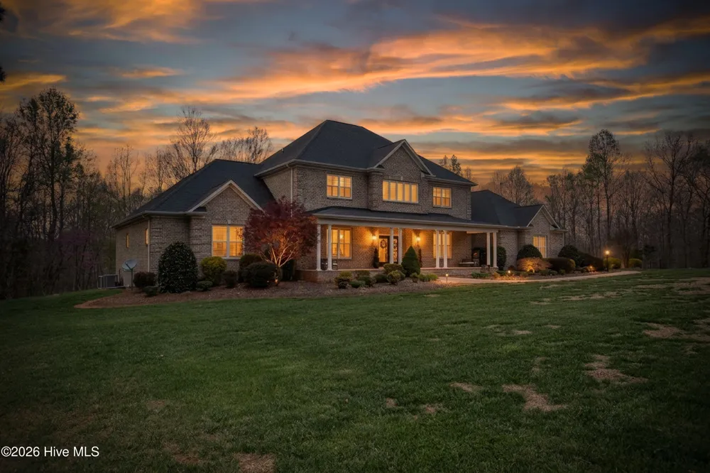 4440 Hidden Creek Pointe Burlington, NC 27215