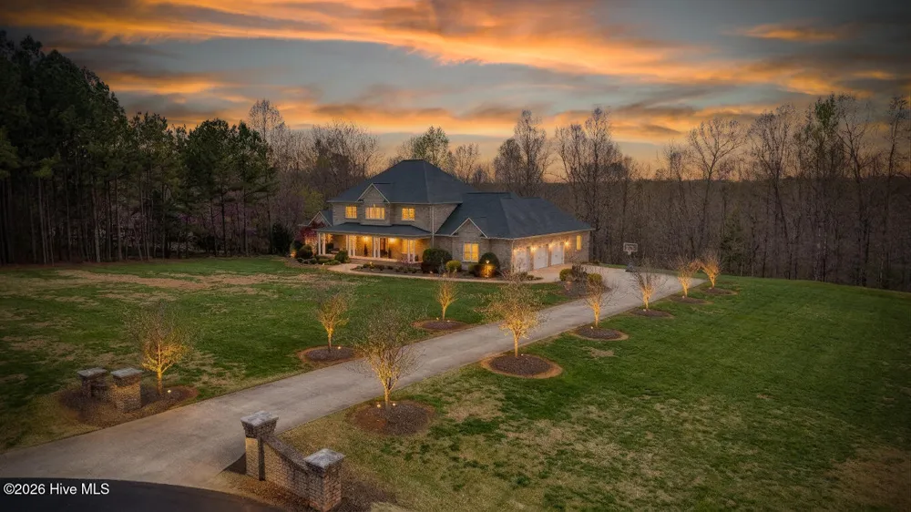 4440 Hidden Creek Pointe Burlington, NC 27215