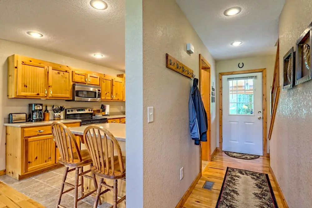 3556 River Front Lane Hiawassee, GA 30546