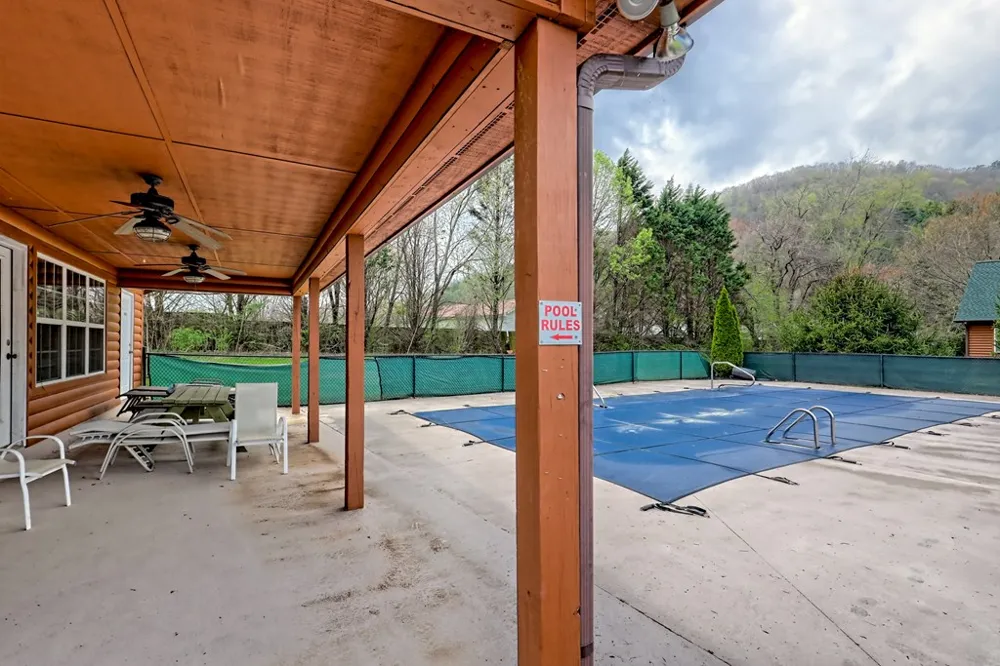 3556 River Front Lane Hiawassee, GA 30546