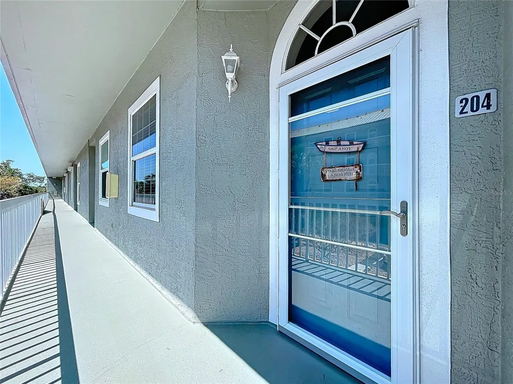 7 ISLAND PARK PLACE #204 Dunedin, FL 34698