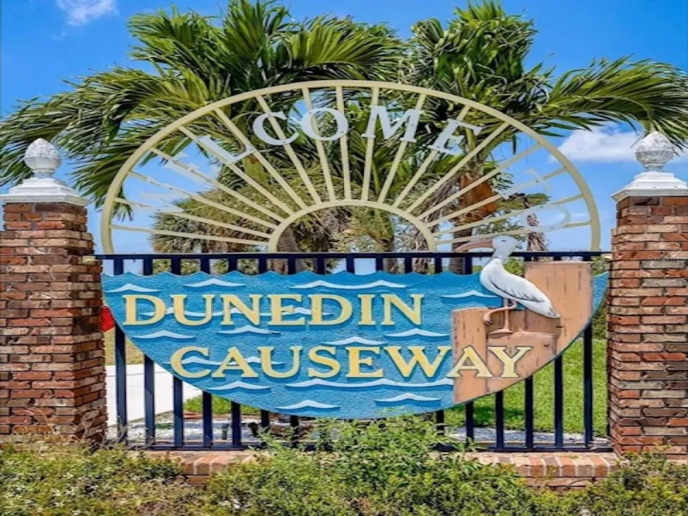 7 ISLAND PARK PLACE #204 Dunedin, FL 34698