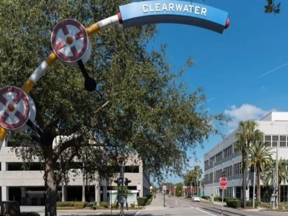7 ISLAND PARK PLACE #204 Dunedin, FL 34698