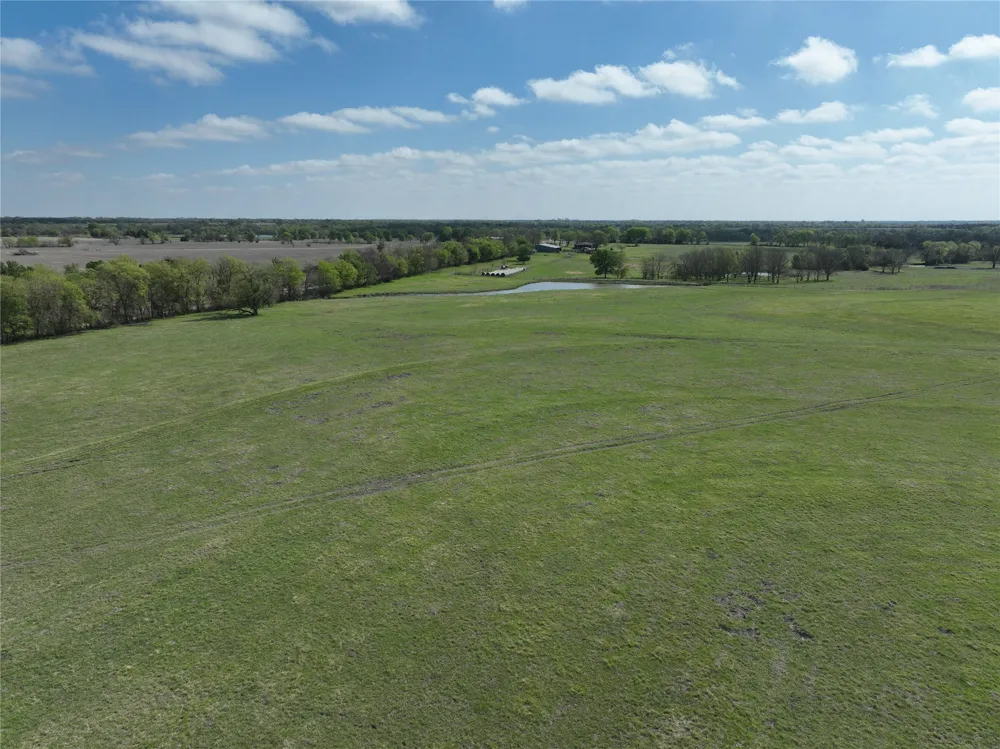 CR3940 Ladonia, TX 75449