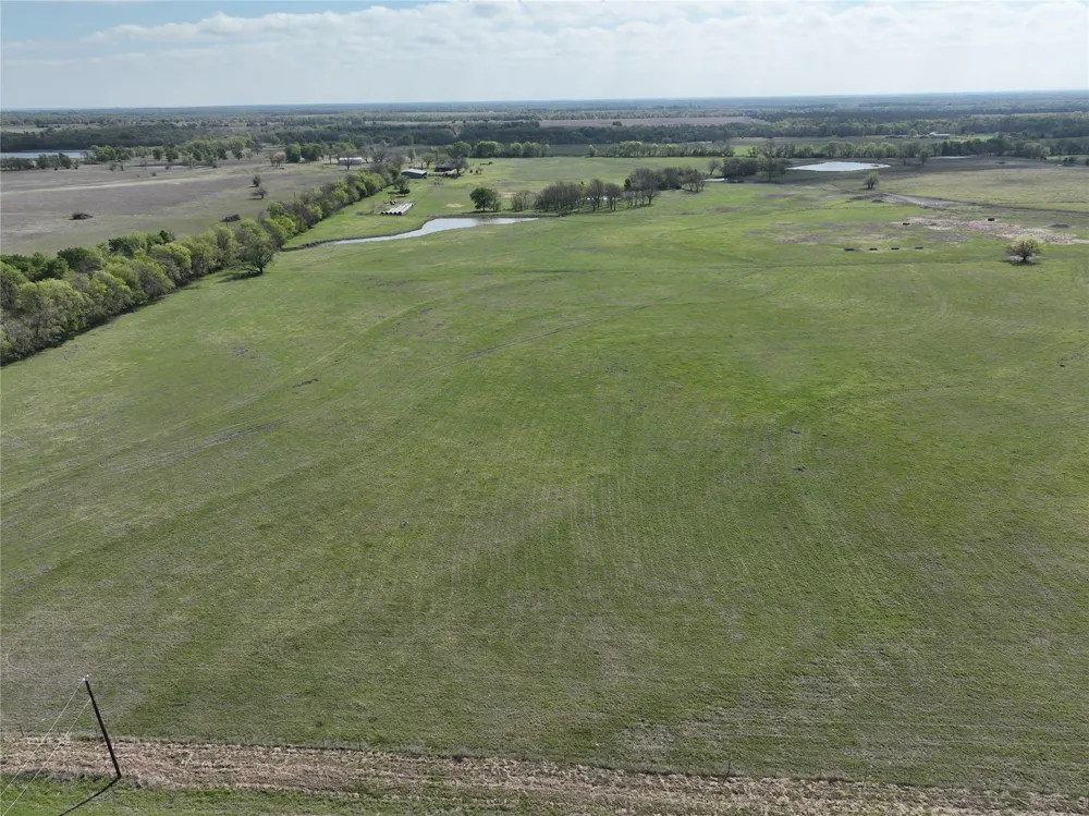 CR3940 Ladonia, TX 75449