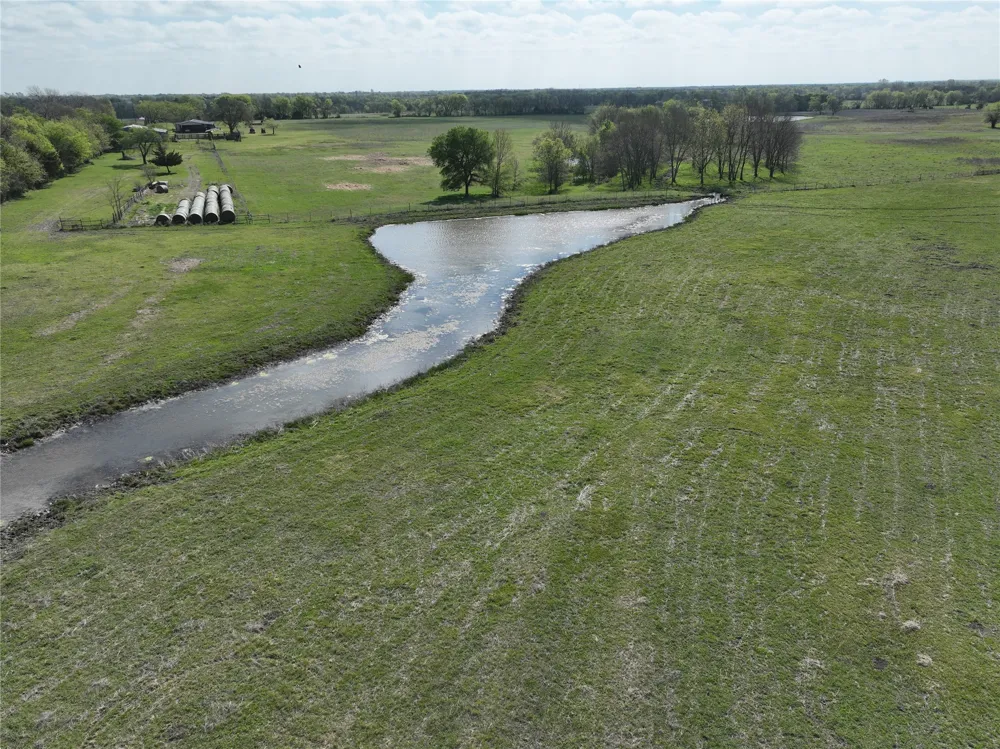 CR3940 Ladonia, TX 75449
