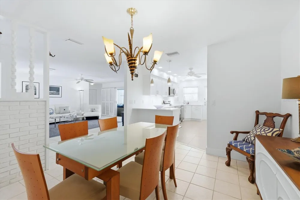 616 LYONS LANE Longboat Key, FL 34228