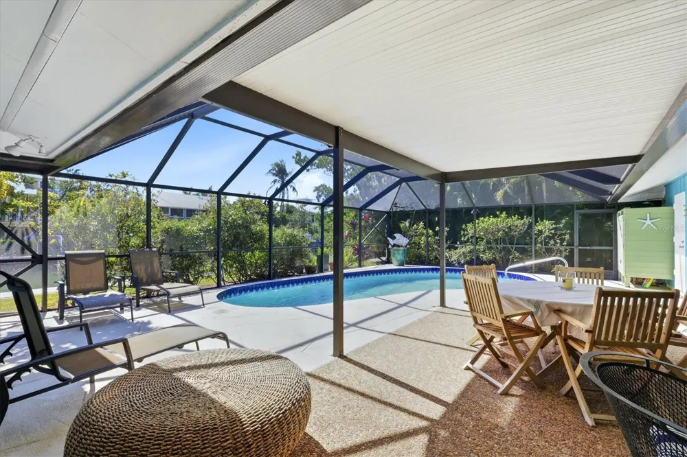 616 LYONS LANE Longboat Key, FL 34228
