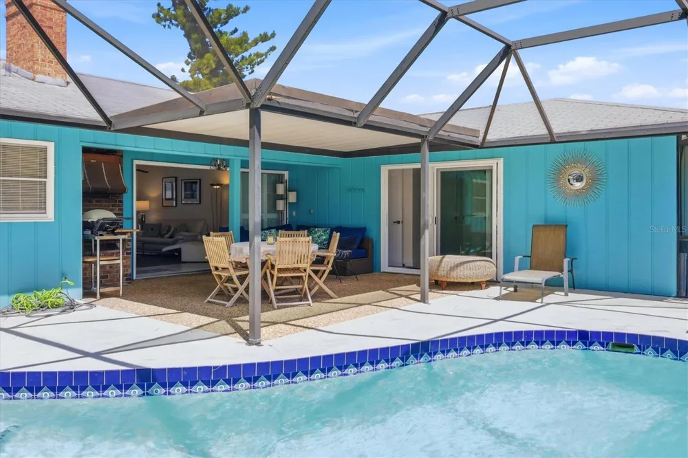 616 LYONS LANE Longboat Key, FL 34228