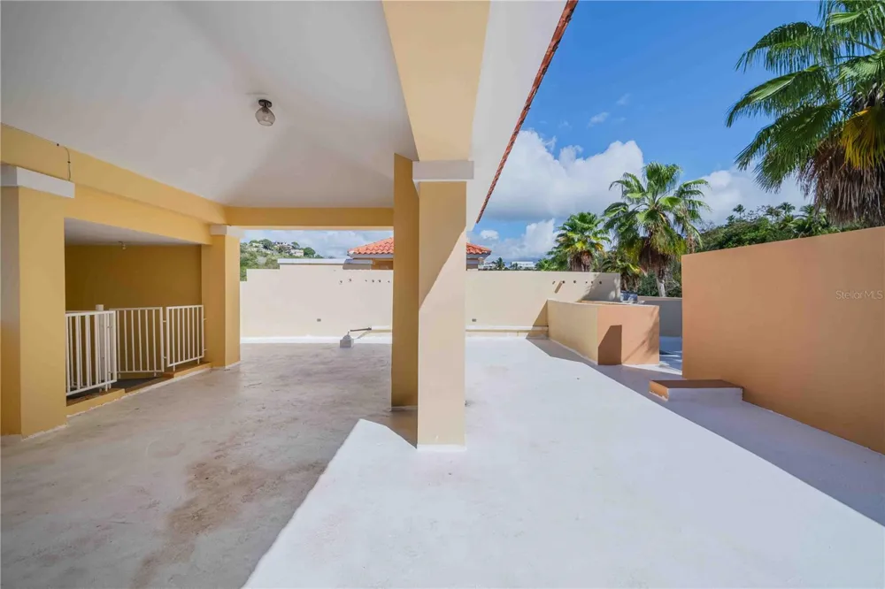 180 PALMAS DRIVE #60-D Humacao, PR 00791