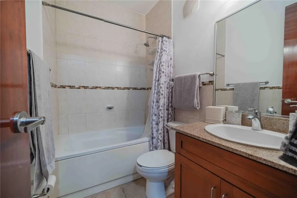 180 PALMAS DRIVE #60-D Humacao, PR 00791