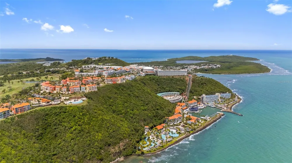 1000 AVENUE EL CONQUISTADOR #5151 Fajardo, PR 00738
