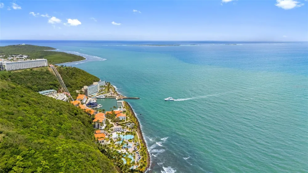 1000 AVENUE EL CONQUISTADOR #5151 Fajardo, PR 00738