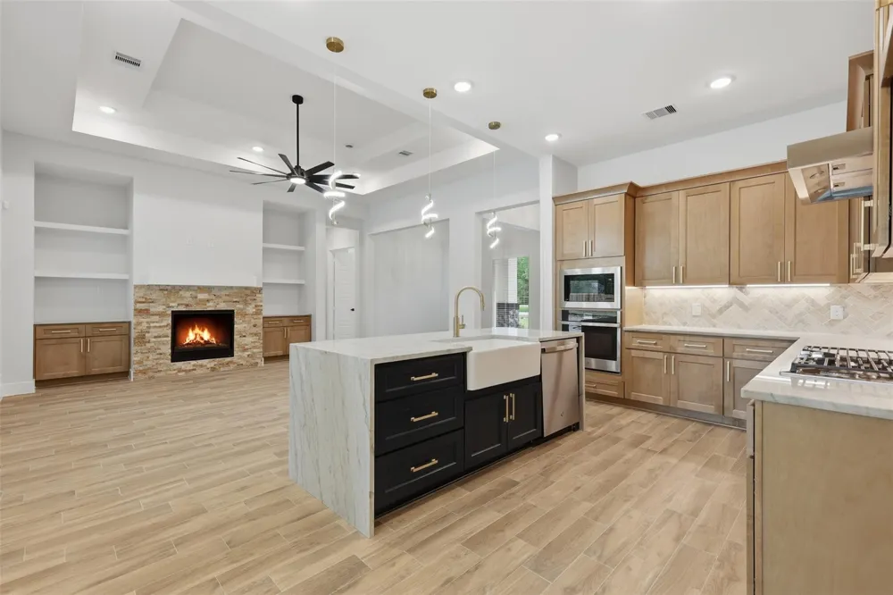 2638 Fountain View Street Roman Forest, TX 77357