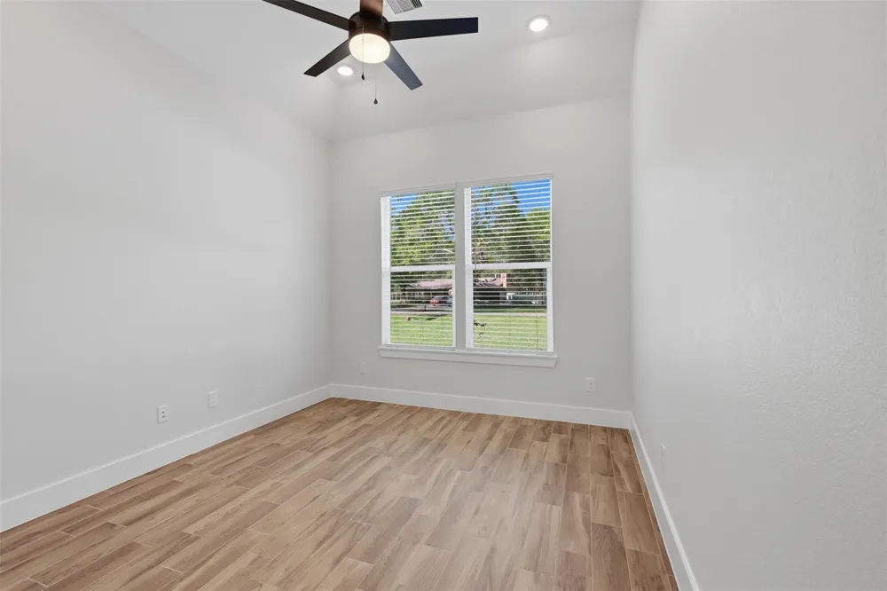 2638 Fountain View Street Roman Forest, TX 77357