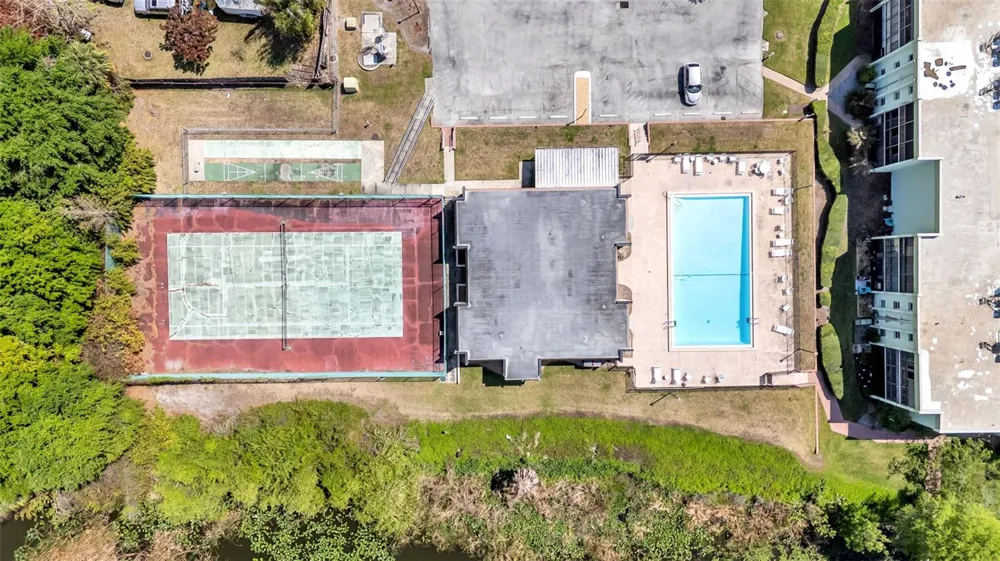 1130 LAKE PARKER AVENUE #C321 Lakeland, FL 33805