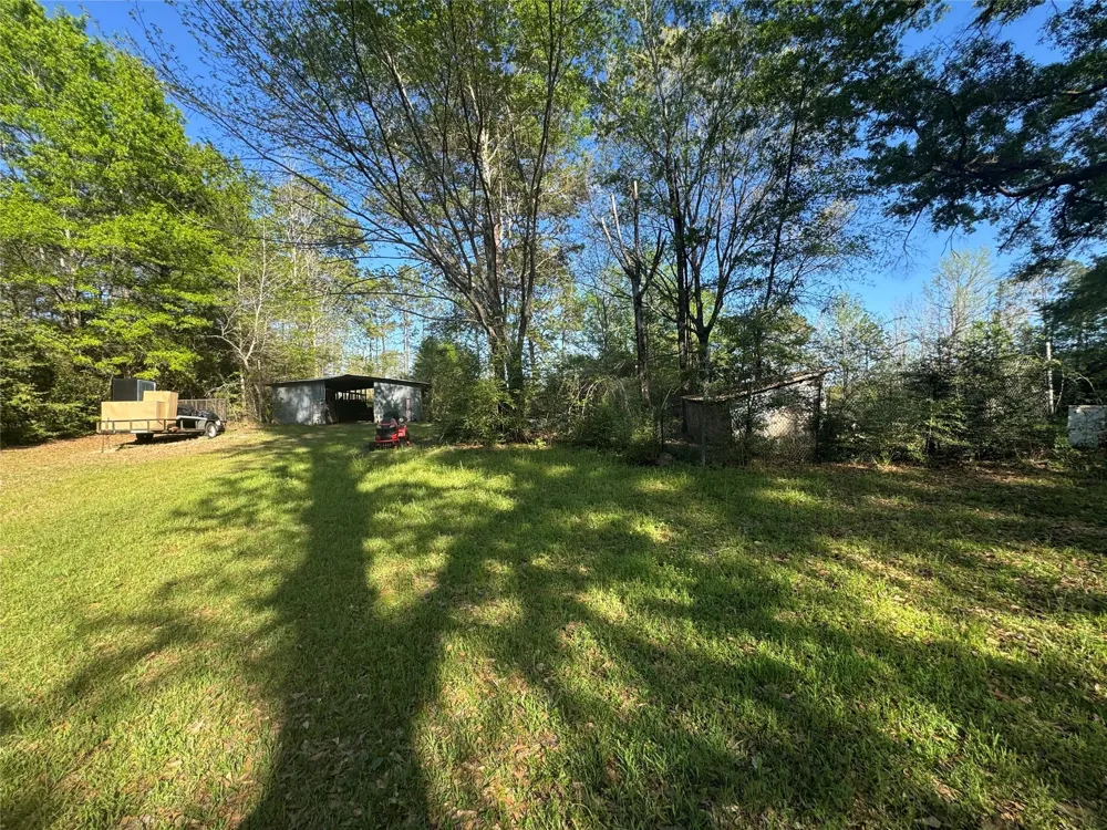 4696 Cr 3400 Colmesneil, TX 75938