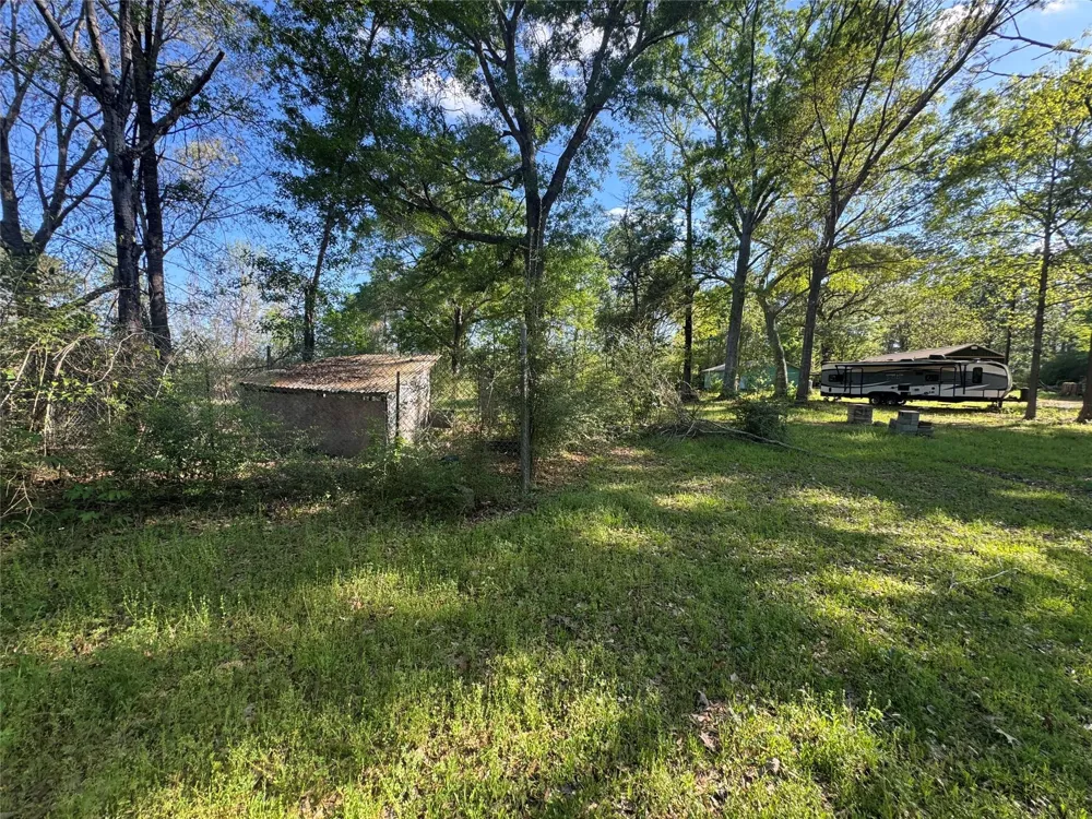 4696 Cr 3400 Colmesneil, TX 75938