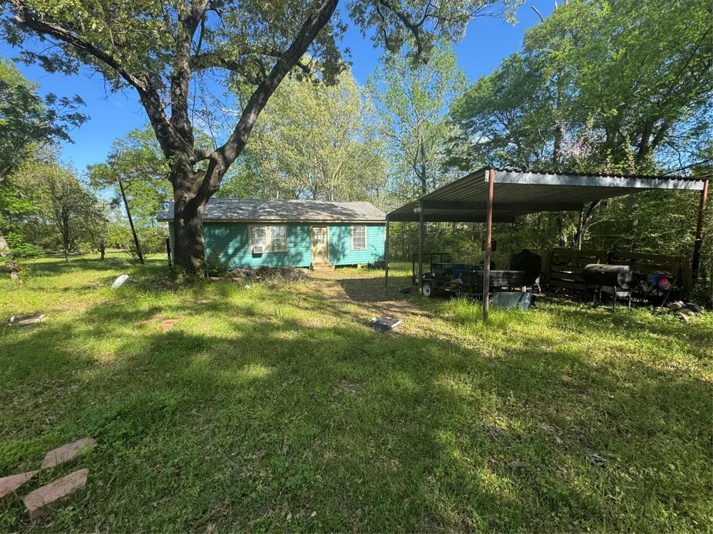 4696 Cr 3400 Colmesneil, TX 75938