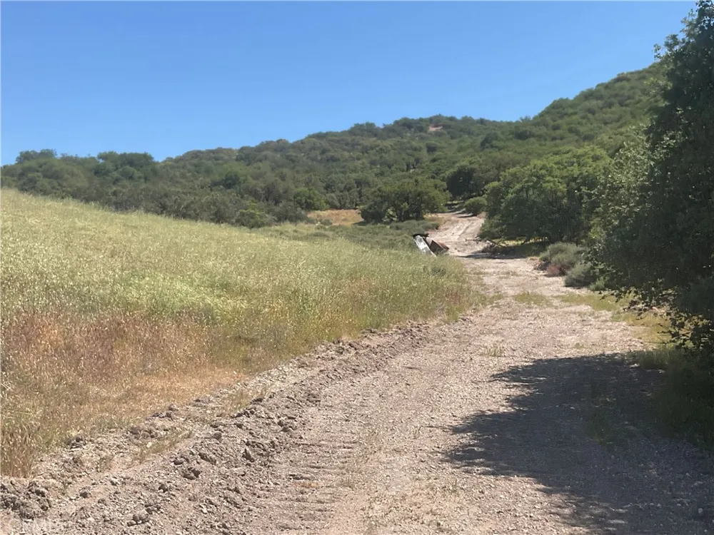 105 Paulsen Road Lockwood, CA 94326