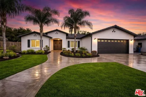 6613 Woodall Court