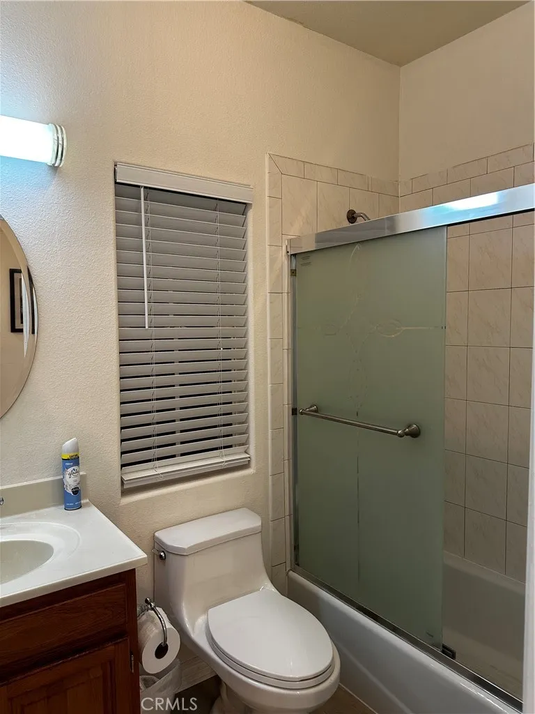 300 Lampman Way Placentia, CA 92870