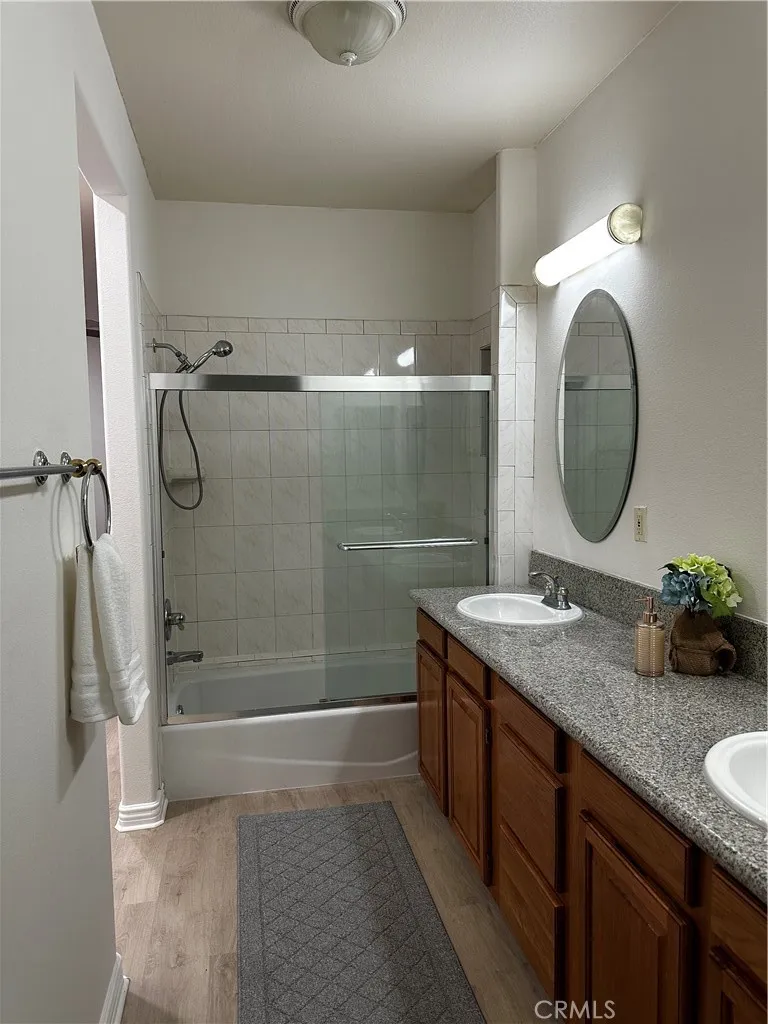 300 Lampman Way Placentia, CA 92870