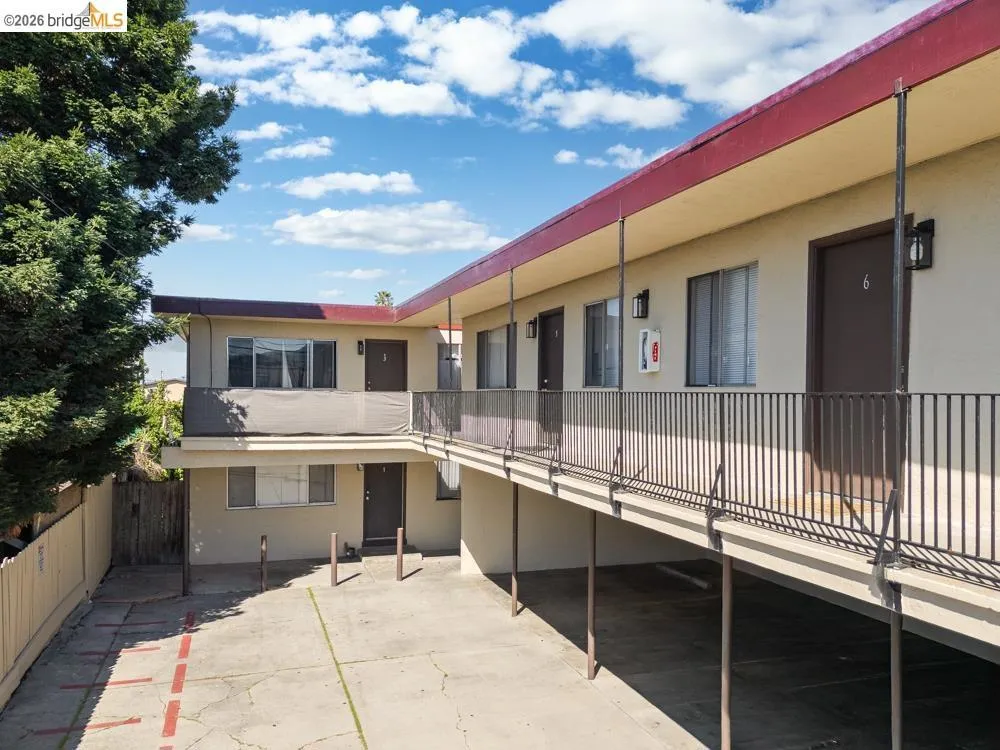 1937 Powell St San Pablo, CA 94806